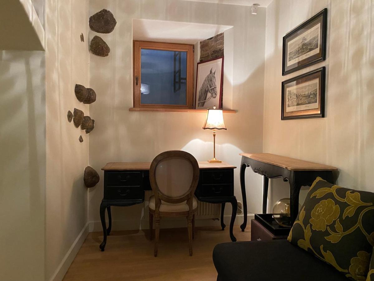 Exclusive Gaono Apartment In The Heart Of Old Town Βίλνιους Εξωτερικό φωτογραφία