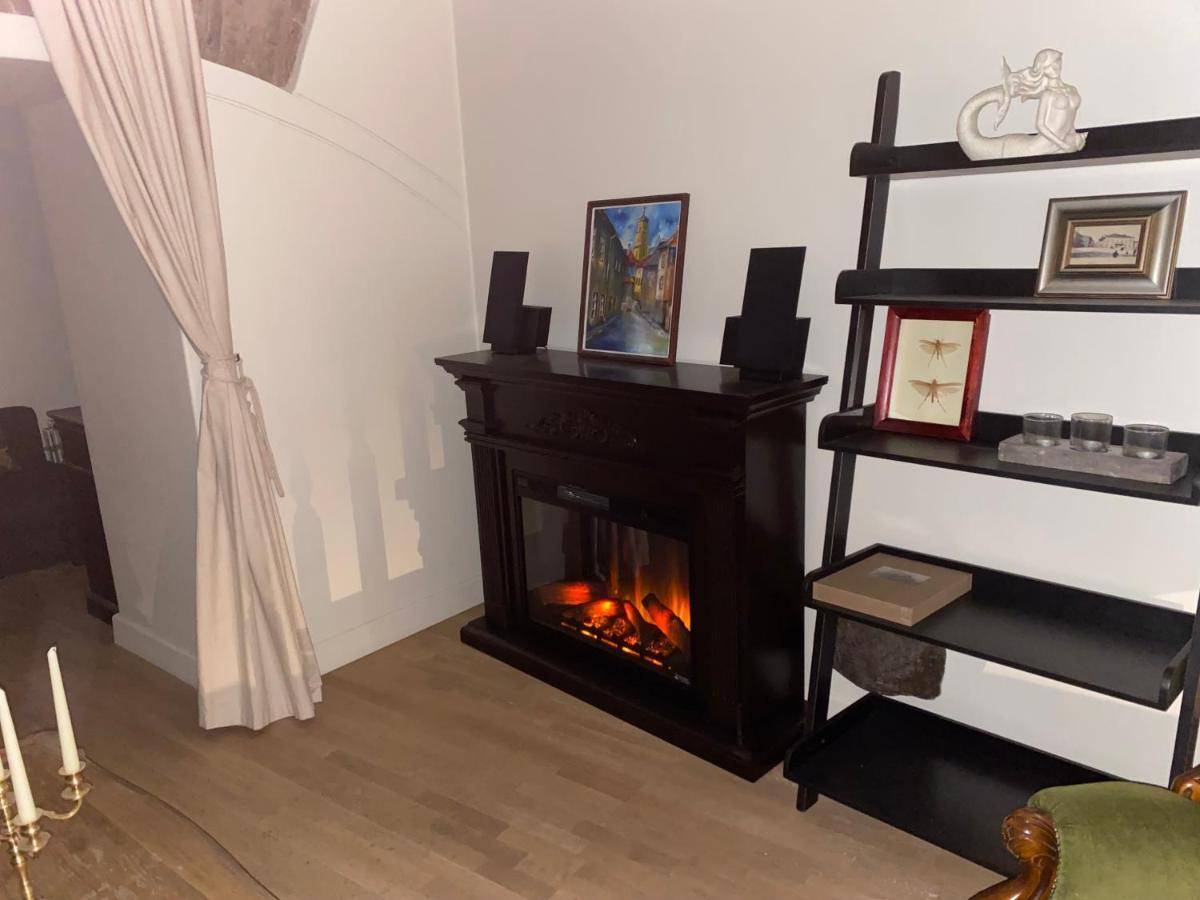 Exclusive Gaono Apartment In The Heart Of Old Town Βίλνιους Εξωτερικό φωτογραφία